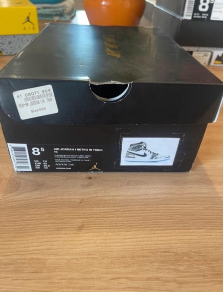 Jordan 1 Retro Pass The Torch taille 42