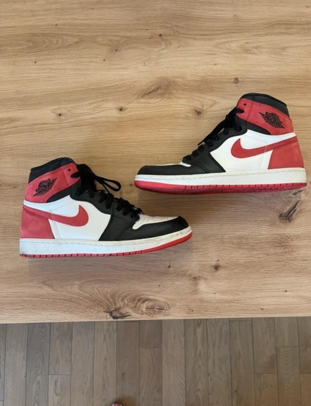 Jordan 1 Retro Track Red Taille 42