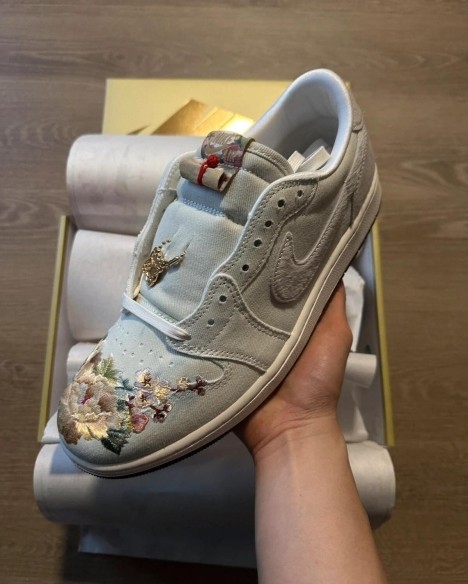 Nike Air Jordan 1 Low Retro OG Chinese New Year - 48,5 - Neuf