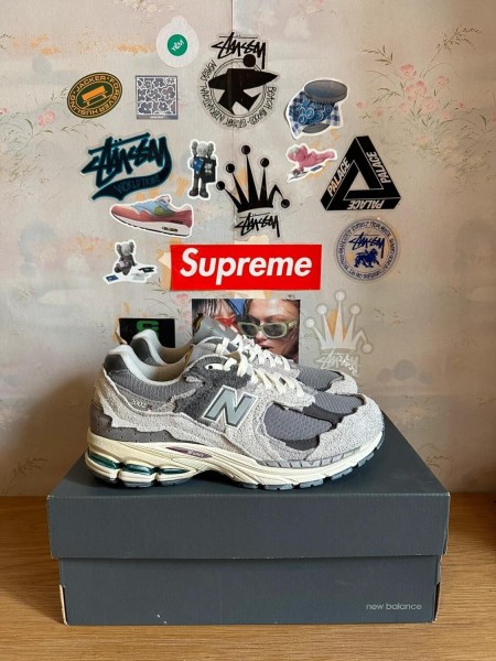 New balance 2002r protection pack