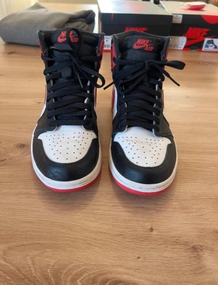Jordan 1 Retro Track Red Taille 42