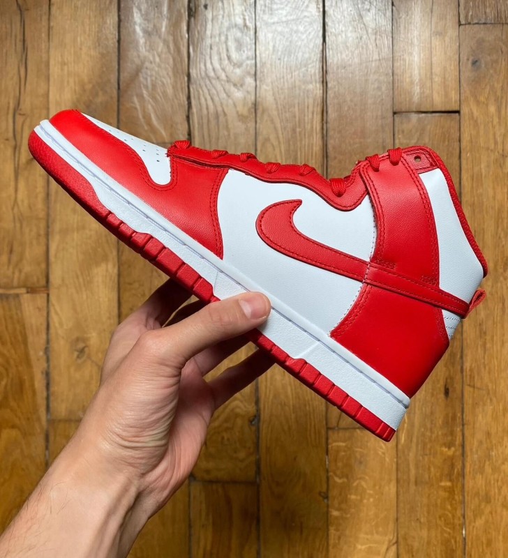 Nike dunk high championship university red DD1399-106