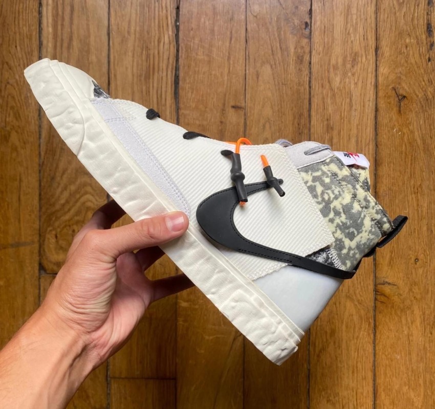 Nike Blazer Mid Readymade white damaged box