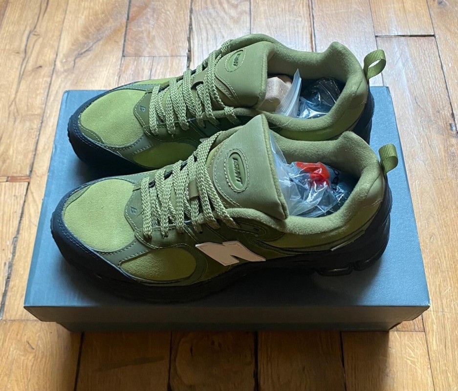 New balance 2002r the basement green moss M2002RBB 2
