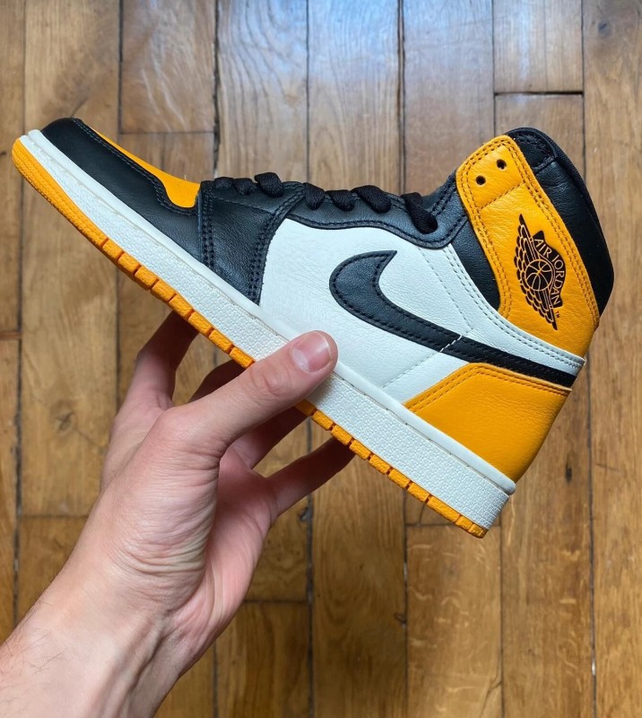 Jordan 1 high retro OG taxi yellow 555088-711