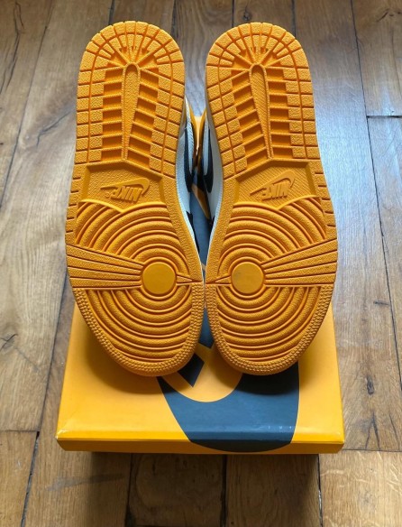 Jordan 1 high retro OG taxi yellow 555088-711