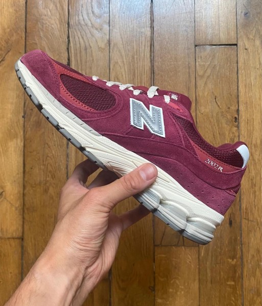 New balance 2002r bordeaux M2002RHA