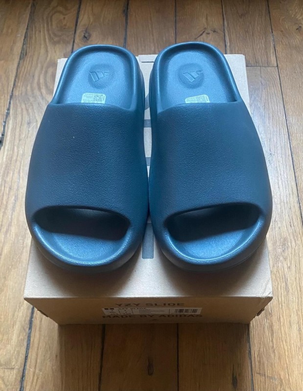 Adidas yeezy slide slate grey 2
