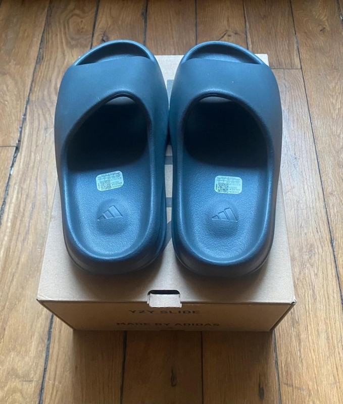 Adidas yeezy slide slate grey 2
