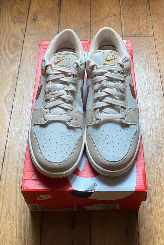 Nike dunk low phantom metallic gold (w) 2