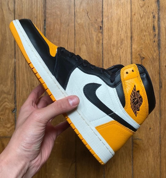 Jordan 1 high retro OG taxi yellow 555088-711