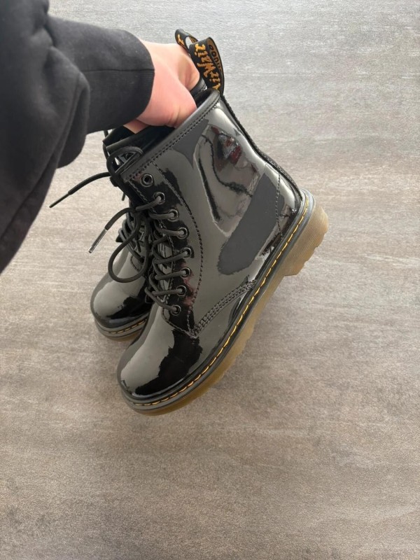 Dr. Martens cuir vernis black - taille 35 2