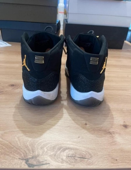 Jordan 11 XI Retro Heiress Black Gold Taille 42