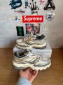 Saucony ProGrid Omni 9 gold / or