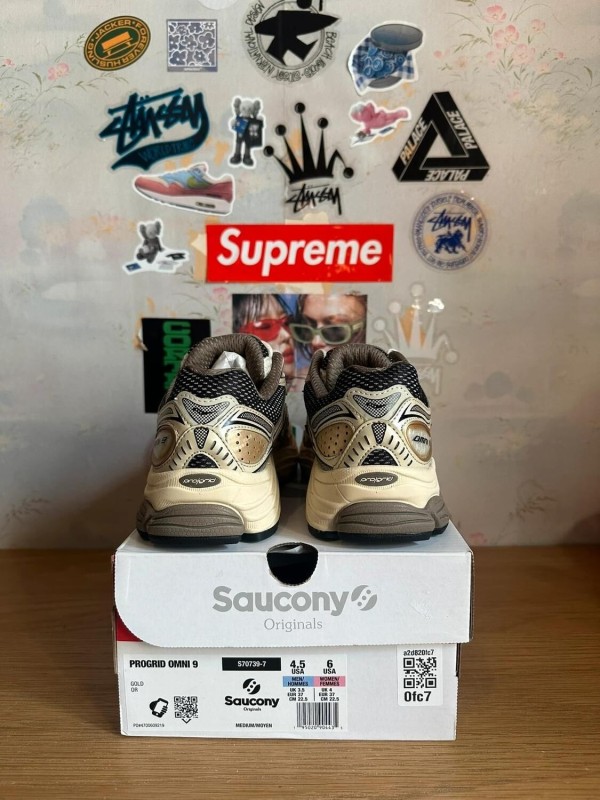 Saucony ProGrid Omni 9 gold / or 2