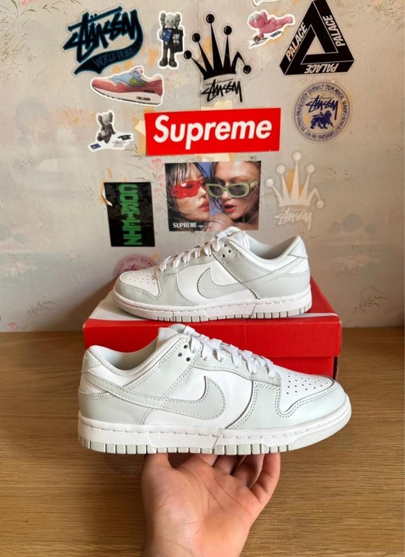 Nike dunk low photon dust