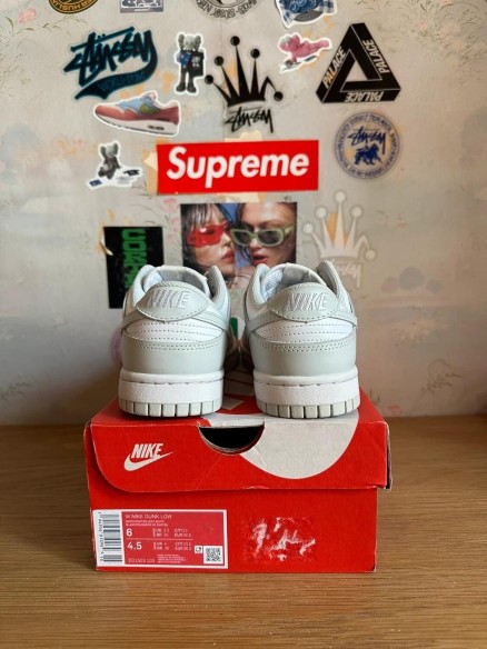 Nike dunk low photon dust