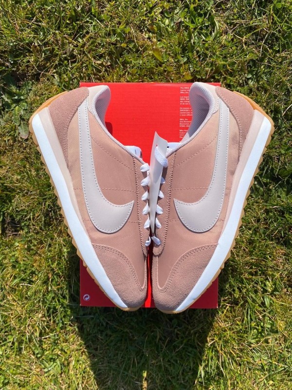 Nike Pacific 2
