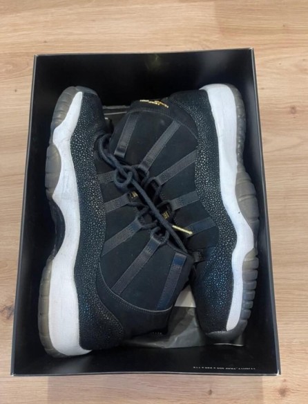 Jordan 11 XI Retro Heiress Black Gold Taille 42