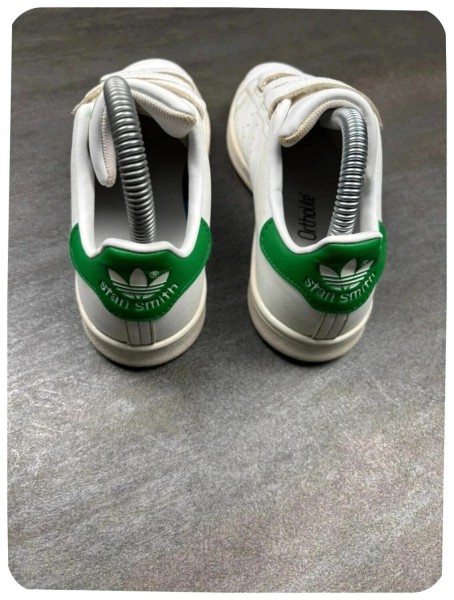 Adidas stan smith à scratch ( taille 35 )