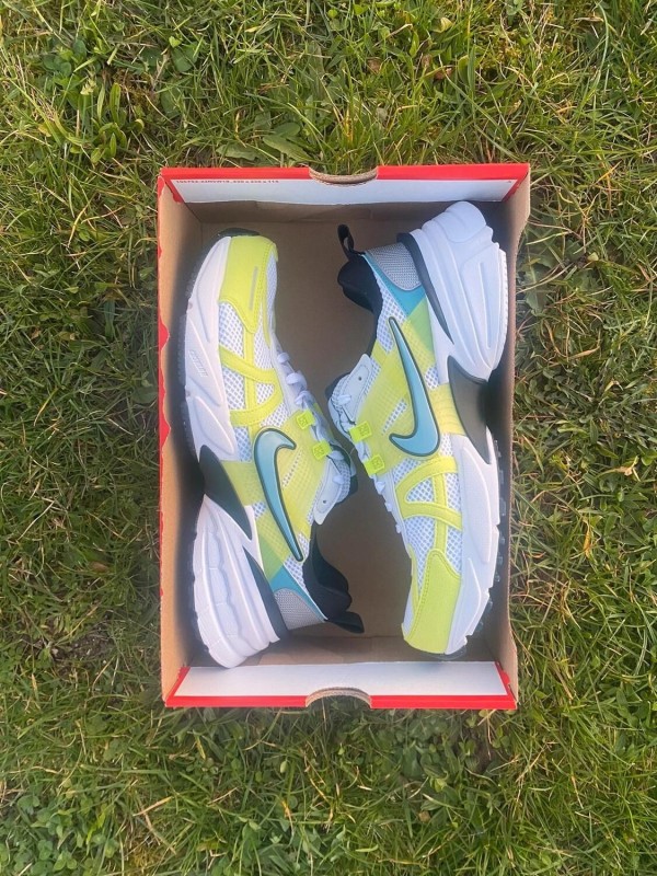 Nike V2K run