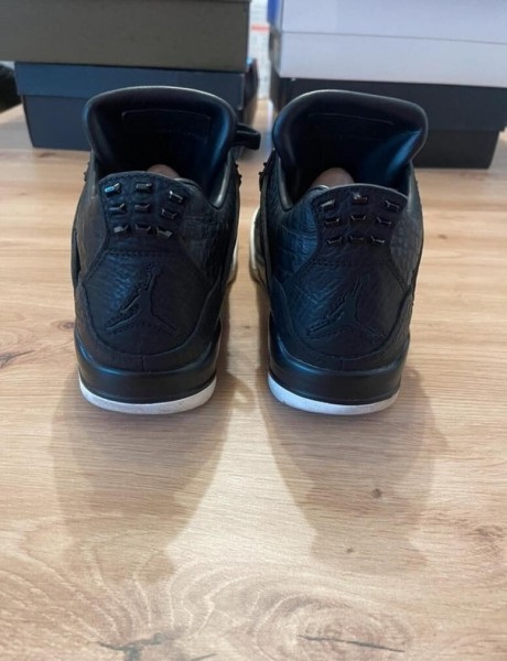 Jordan 4 IV Retro Pony Hair Black taille 42