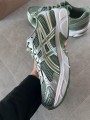 Asics 1130 swamp green pure silver