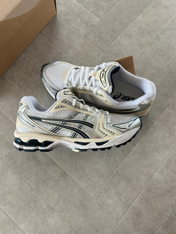 Asics gel kayano 14 white cream midnight navy blue silver 2