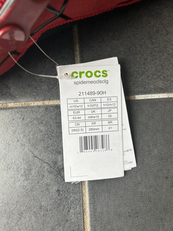 Crocs classic clog Spiderman red black spider 2