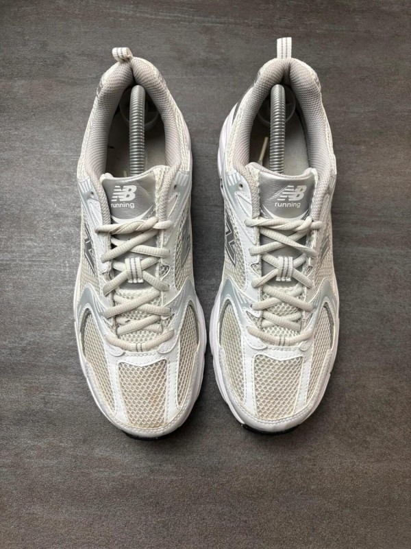 New balance 530 - taille 42,5 2