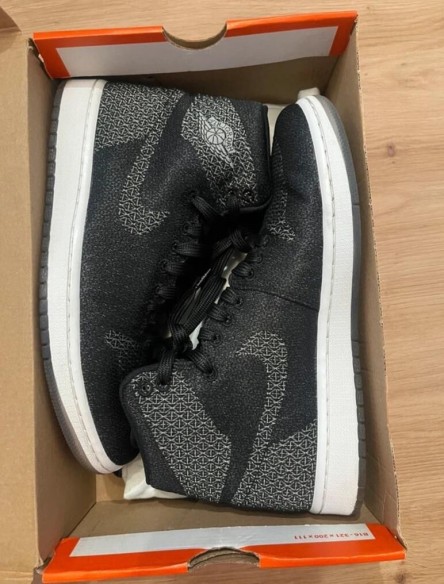 Jordan 1 Retro MTM Taille 42