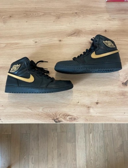 Jordan 1 Retro BHM Taille 42