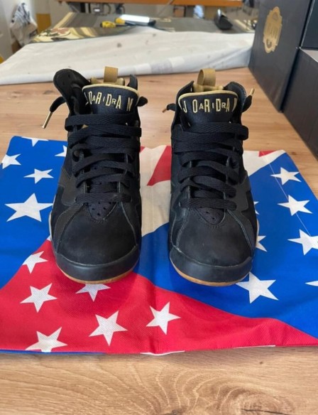 Jordan Retro 6/7 Golden Pack Taille 42