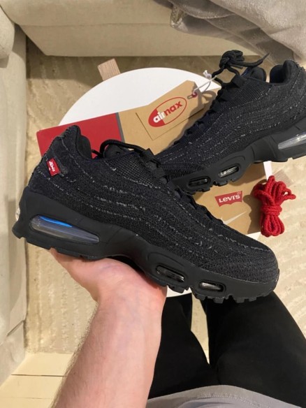 Nike air max 95 OG Levis Black 42,5 - Neuve
