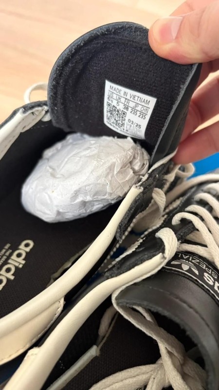 Adidas handball spezial Black off white 38 - neuve 2