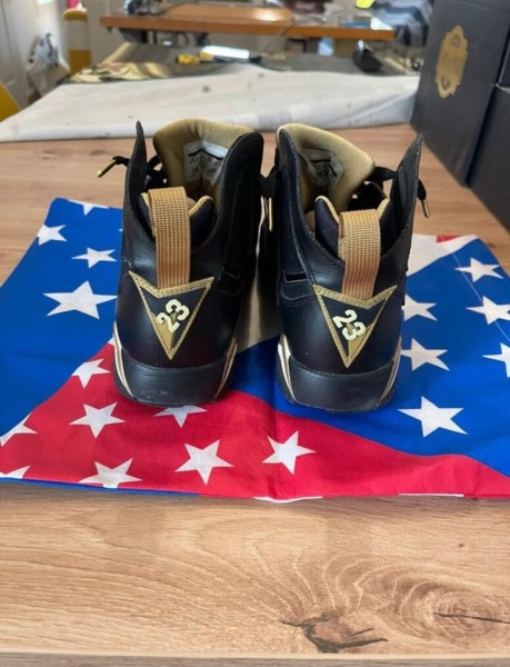 Jordan Retro 6/7 Golden Pack Taille 42