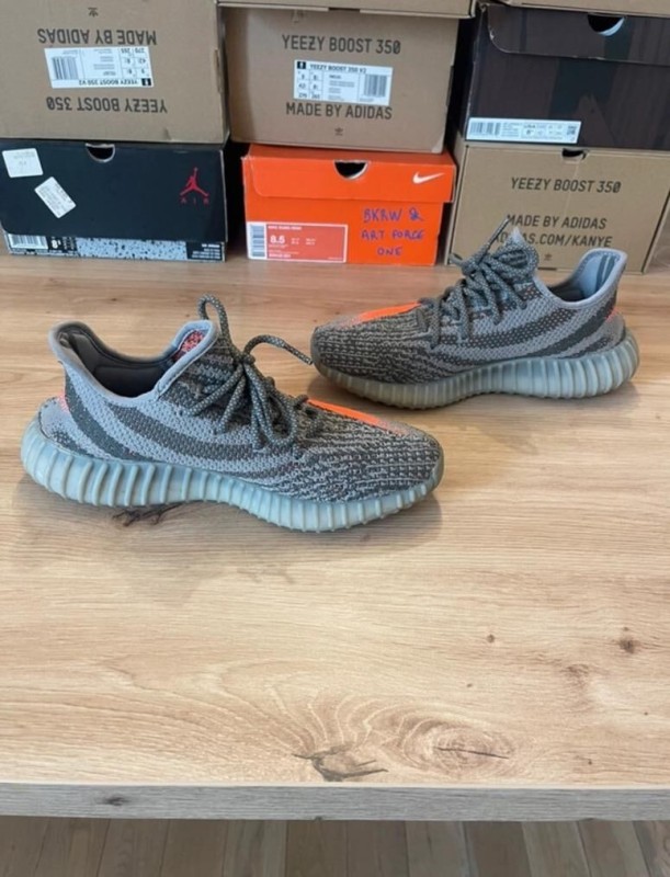 adidas Yeezy Boost 350 V2 Beluga Taille 42,5 2