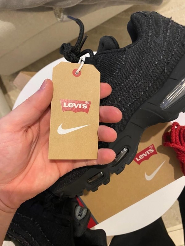 Nike air max 95 OG Levis Black 42,5 - Neuve 2