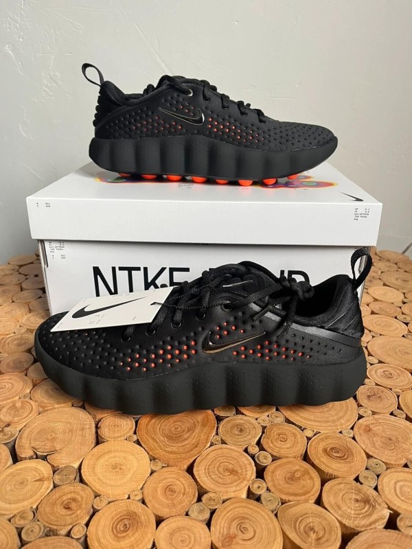 Nike mind 002