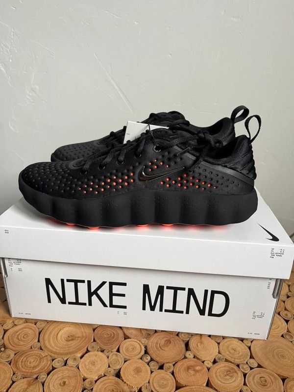 Nike mind 002 2