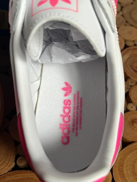 Adidas samba OG blanche et rose