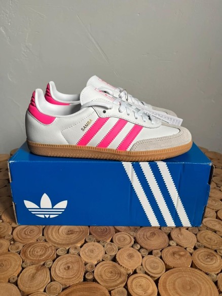Adidas samba OG blanche et rose