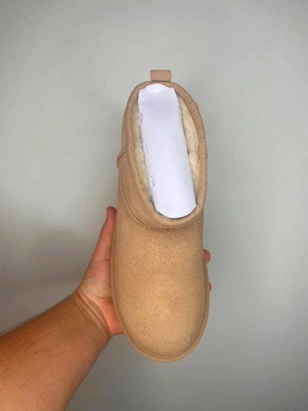 Ugg classic ultra mini plateforme sand taille 38