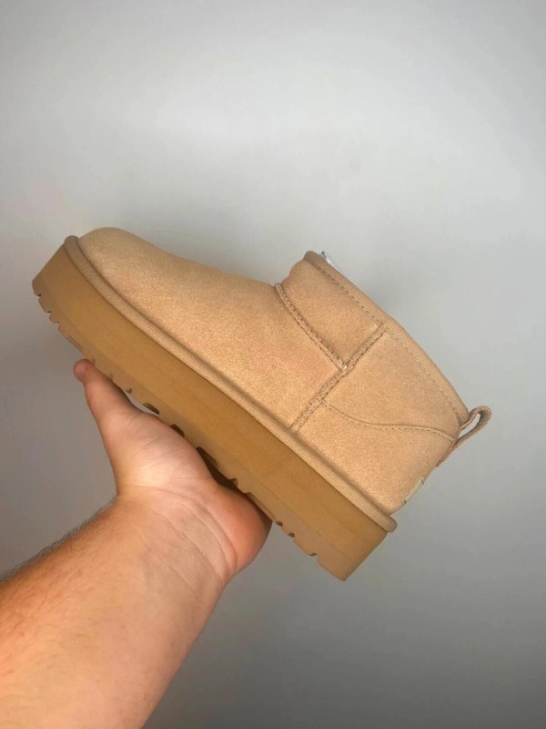 Ugg classic ultra mini plateforme sand taille 38 2