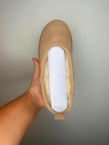 Ugg classic ultra mini plateforme sand taille 38
