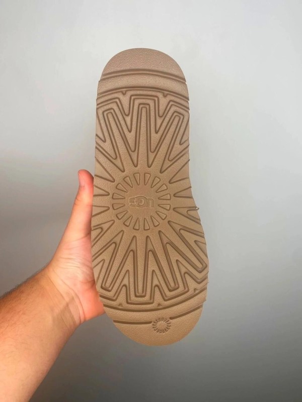 Ugg classic ultra mini plateforme sand taille 38 2