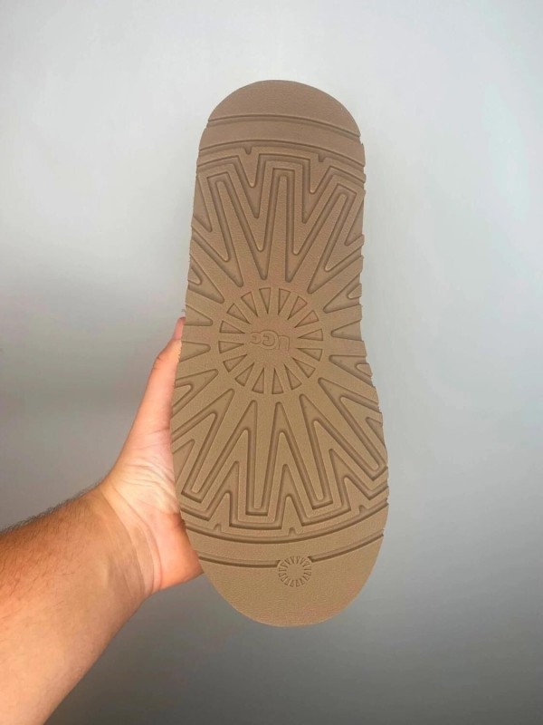 Ugg Tazz chestnut taille 40 2