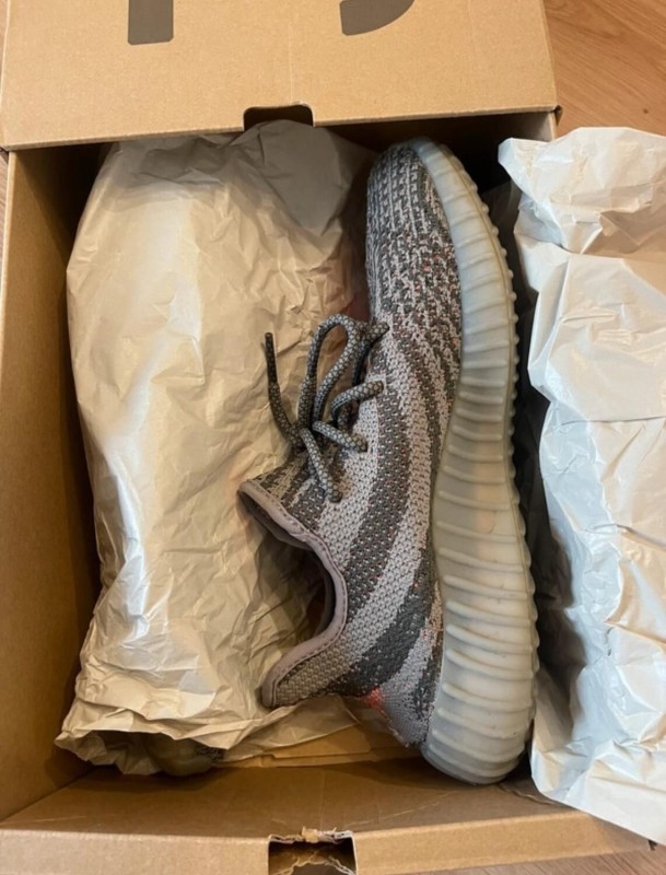 adidas Yeezy Boost 350 V2 Beluga Taille 42,5 2