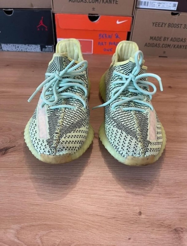 adidas Yeezy Boost 350 V2 Yeezreel Taille 42,5 2