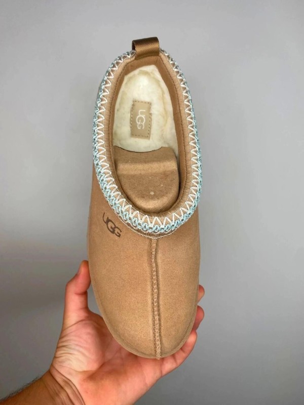 UGG Tazz Slipper Sand / 40EU GS 2
